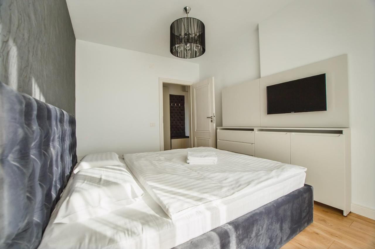 Fantastic Apartment At Prima Residence Oradea Exterior foto